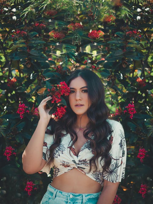 有关中空裝, 垂直的, 女人的免费素材图片