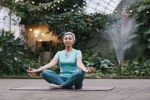 有关padmasana, 人物, 休閒的免费素材图片