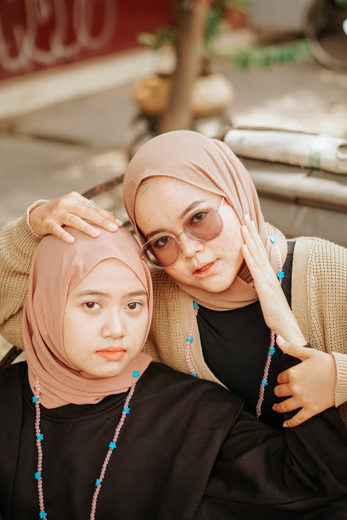 有关伊斯蘭教, 垂直拍摄, 女性的免费素材图片