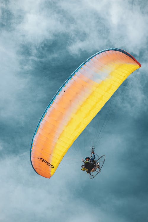 有关从下面, 低角度, 假期的免费素材图片