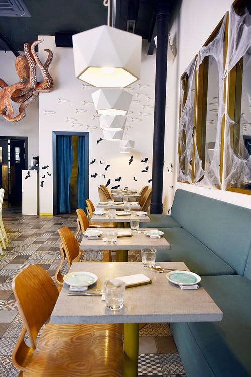 有关万圣节主题, 吊灯, 墙上的装饰的免费素材图片