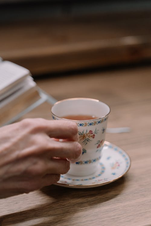 有关一杯茶, 喝, 垂直拍摄的免费素材图片