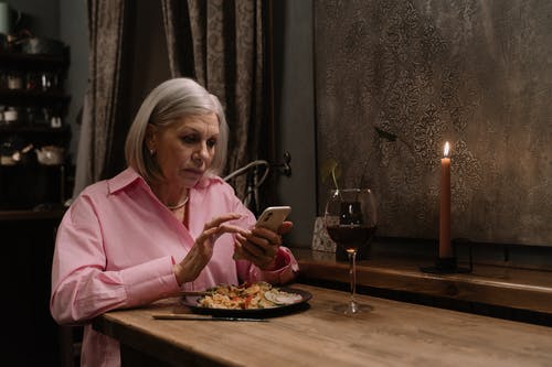 有关在家, 女人, 孤獨的免费素材图片