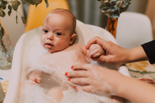 有关可愛, 可愛的, 婴儿洗澡的免费素材图片