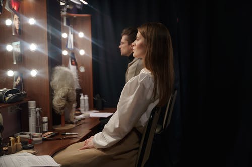 有关人, 側面圖, 劇本的免费素材图片