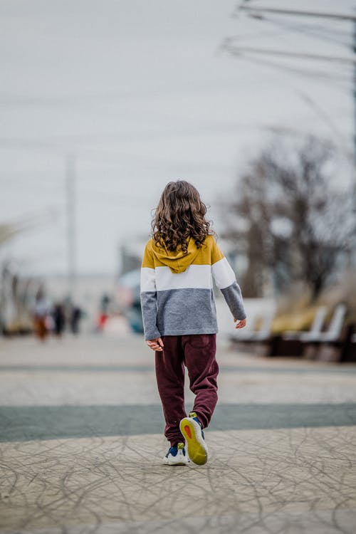 有关不露面, 人行道, 儿童的免费素材图片