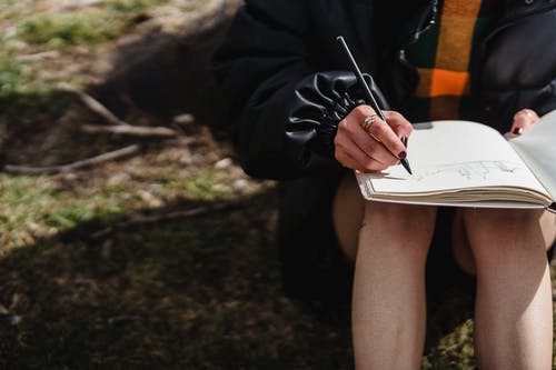 有关不露面, 休闲, 修手指甲的免费素材图片