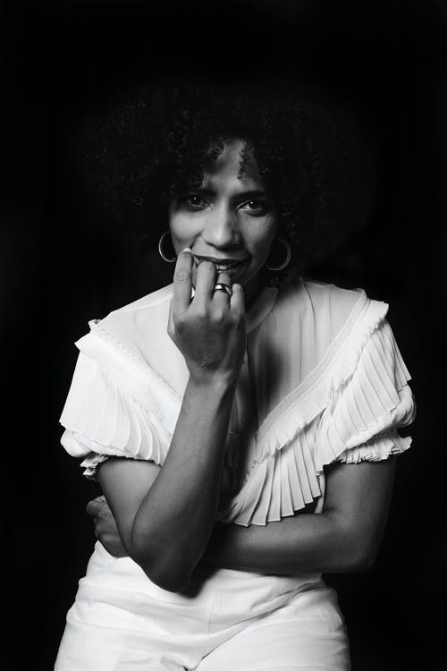 有关单色, 垂直拍摄, 灰阶的免费素材图片