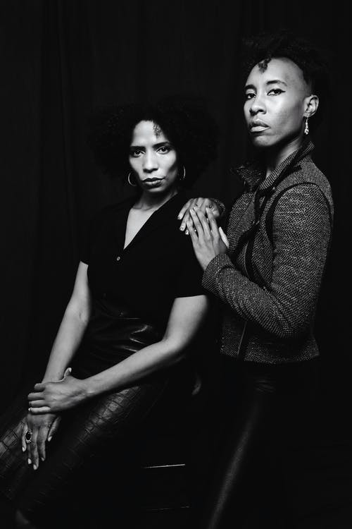 有关卷发, 单色, 垂直拍摄的免费素材图片