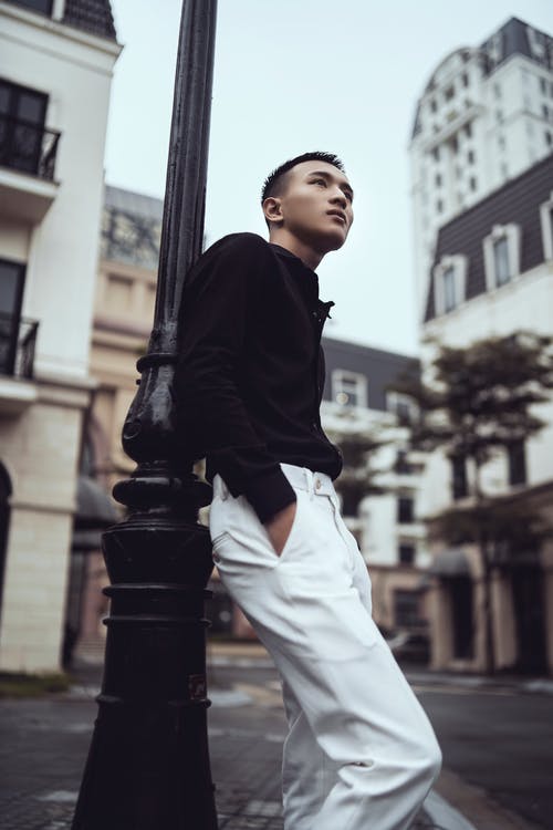 有关个性, 人, 人行道的免费素材图片