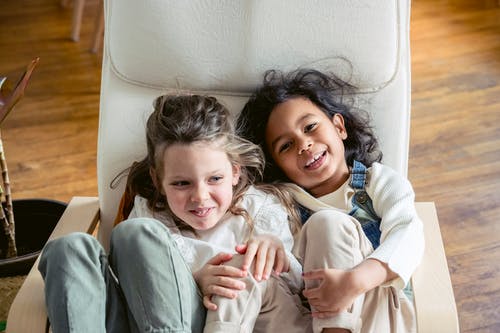 有关一起, 休息, 休息室的免费素材图片