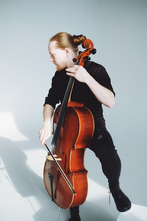 有关垂直拍摄, 大提琴, 弦乐器的免费素材图片