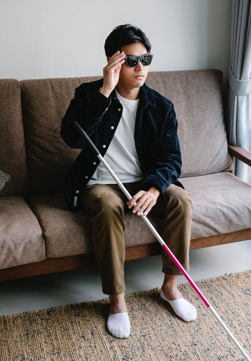 有关人, 休闲装, 坐的免费素材图片