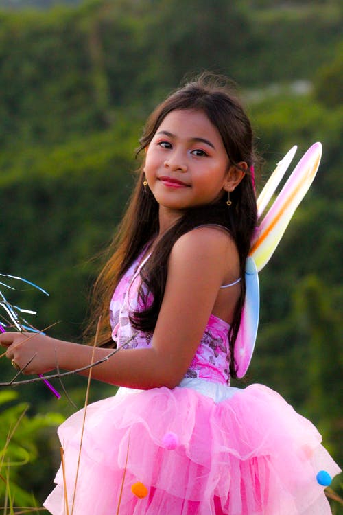 有关儿童, 垂直拍摄, 女孩的免费素材图片