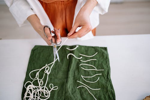 有关切割, 剪刀, 头顶射击的免费素材图片