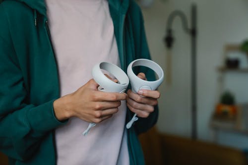 有关3C用品, 不露面, 人的免费素材图片