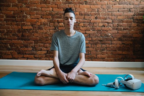 有关3C用品, padmasana, VR的免费素材图片