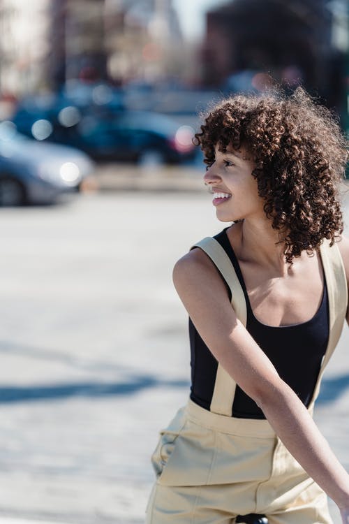 有关垂直拍摄, 户外, 卷发的免费素材图片