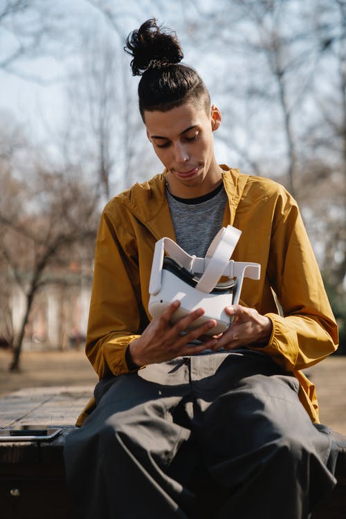 有关3C用品, VR, 人的免费素材图片