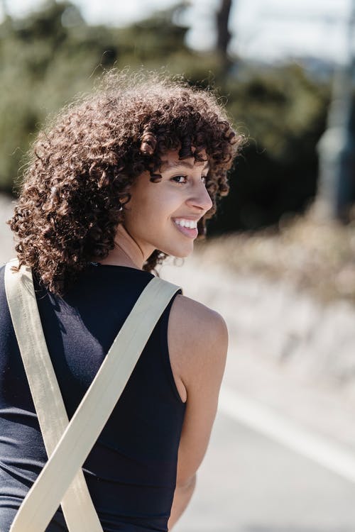 有关垂直拍摄, 後视图, 微笑的免费素材图片