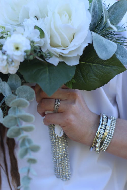 有关垂直拍摄, 手环, 握住的免费素材图片