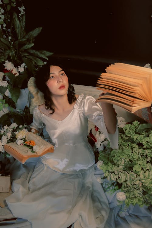 有关优雅, 光鲜亮丽, 图书的免费素材图片