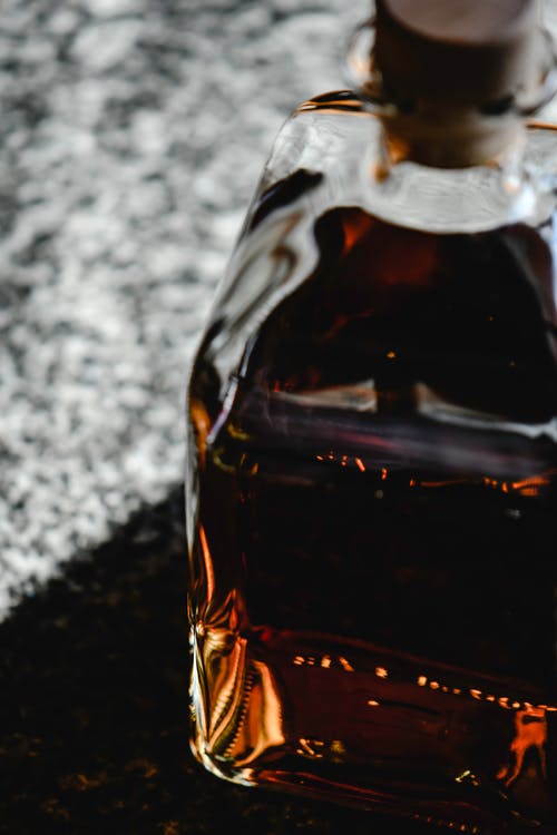 有关喝, 垂直拍摄, 威士忌的免费素材图片