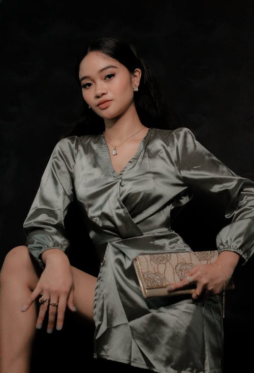 有关光鲜亮丽, 垂直拍摄, 工作室的免费素材图片