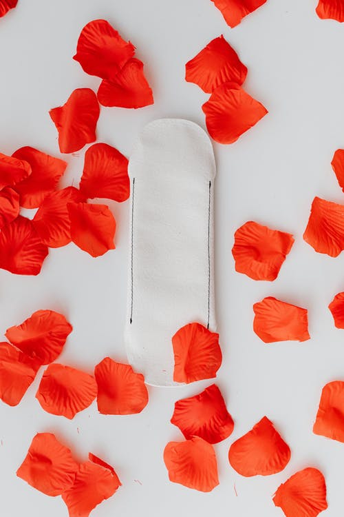 有关卫生巾, 卫生护垫, 垂直拍摄的免费素材图片