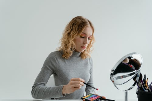 有关化妆刷, 化妆品, 化妆的免费素材图片