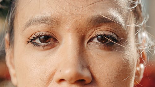 女人眼睛的特写照片 · 免费素材图片