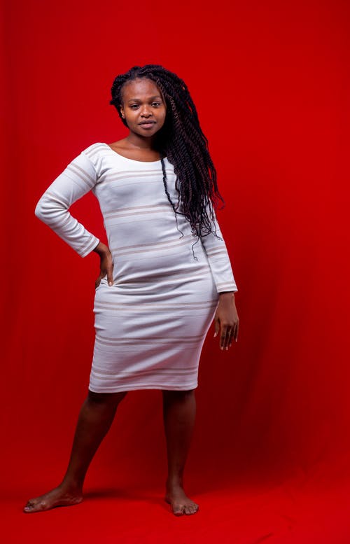 有关垂直拍摄, 工作室拍摄, 微笑的免费素材图片