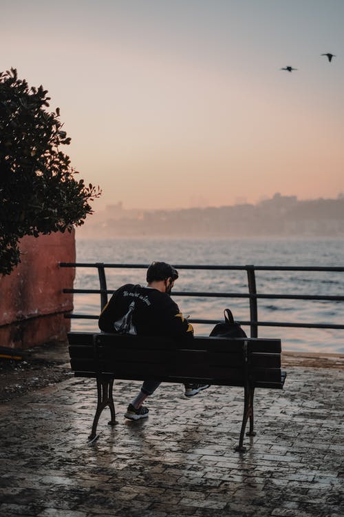 有关人, 优美的风景, 坐的免费素材图片