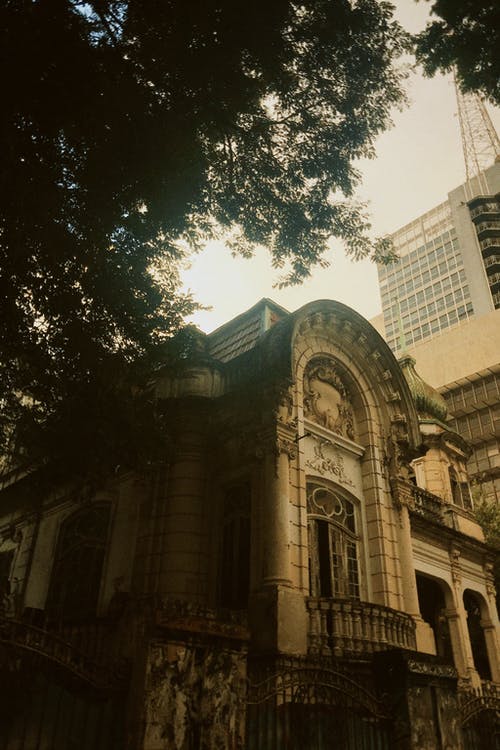 有关低角度拍摄, 垂直拍摄, 建筑的免费素材图片