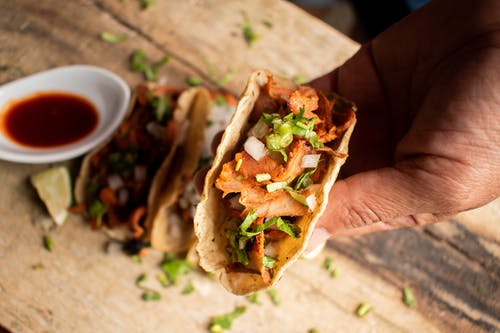 有关塔科, 墨西哥菜, 手的免费素材图片