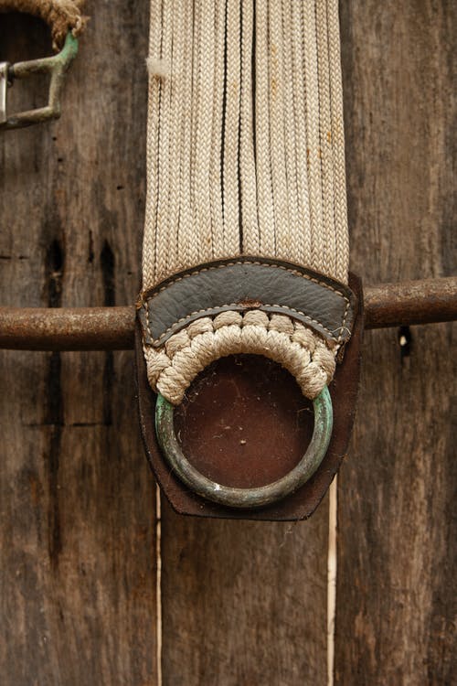 有关不均匀的, 受气候侵蚀的, 围栏的免费素材图片