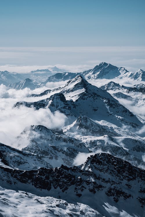 有关冬季, 垂直拍摄, 大雪覆盖的免费素材图片