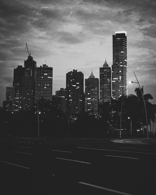 有关单色, 垂直拍摄, 城市的免费素材图片