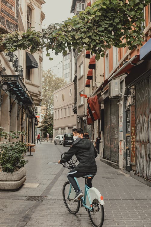 有关人, 单车骑士, 垂直拍摄的免费素材图片