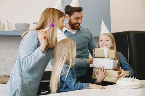 有关一起, 女孩, 家人的免费素材图片