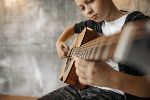 有关儿童, 原声吉他, 吉他手的免费素材图片