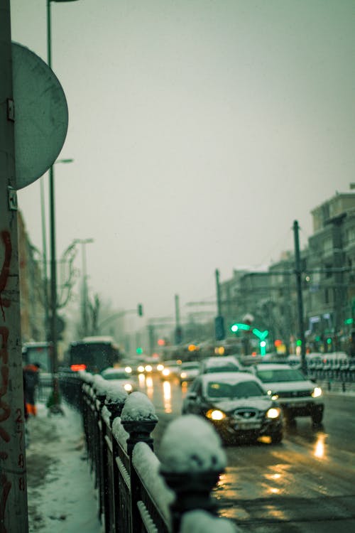 有关冬季, 垂直拍摄, 城市的免费素材图片