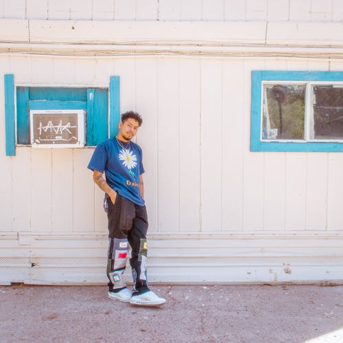 有关人, 卷发, 放在口袋里的免费素材图片