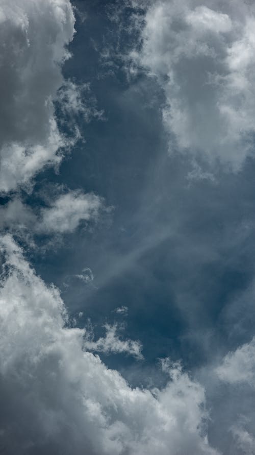 有关垂直拍摄, 天空, 气氛的免费素材图片