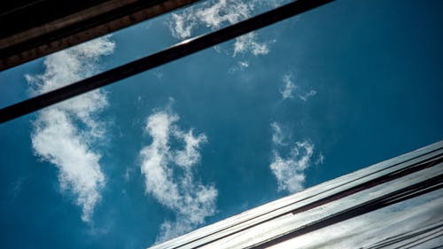 有关低角度拍摄, 屋面, 玻璃面板的免费素材图片