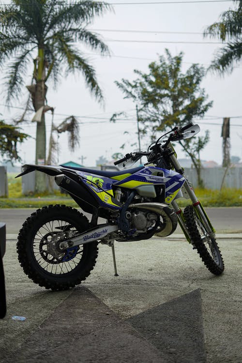 有关人种, 垂直拍摄, 快速的免费素材图片