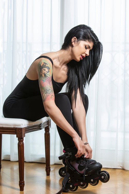 有关刺青的, 坐, 垂直拍摄的免费素材图片