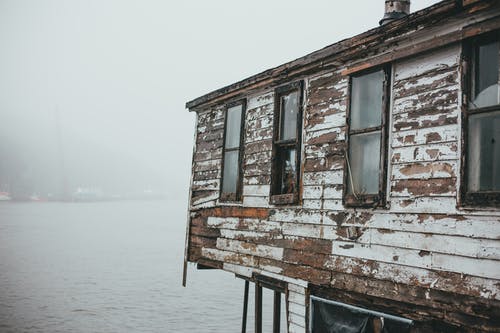 有关住, 住宅, 受气候侵蚀的的免费素材图片