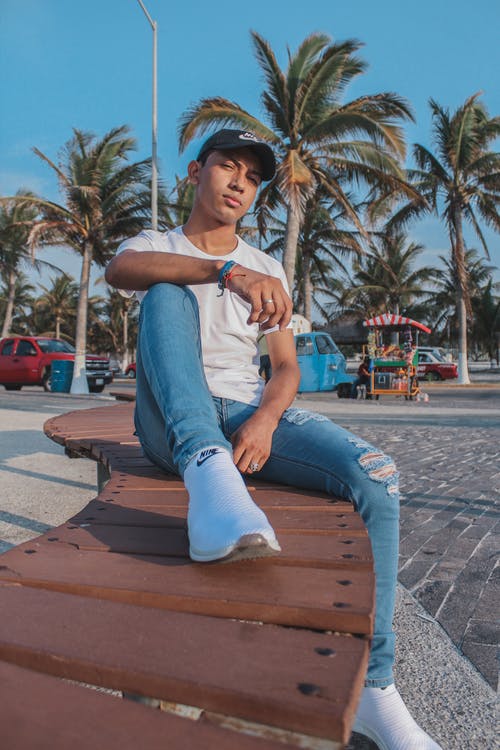 有关人, 信心, 坐的免费素材图片