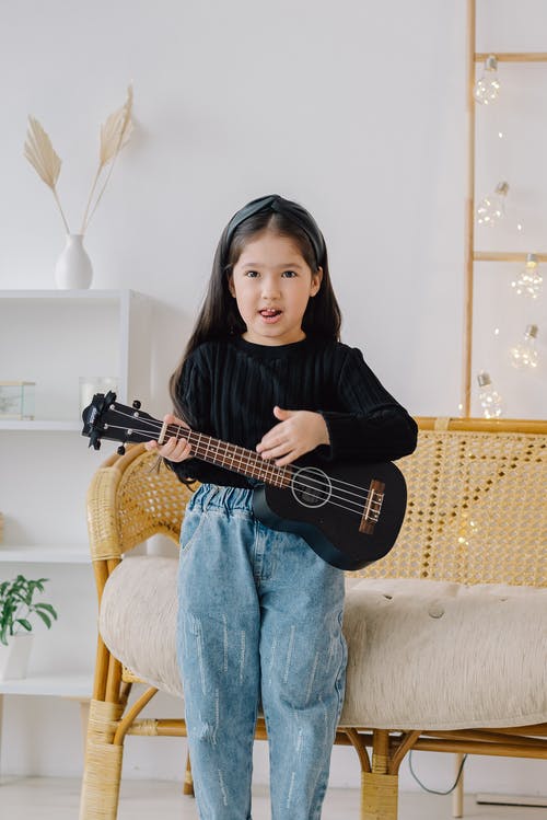 有关仪器, 儿童, 吉他的免费素材图片